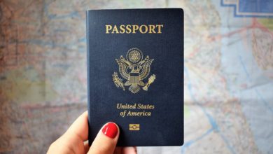 صورة كورونا يسقط أقوى جوازات السفر في العالم من عرشها