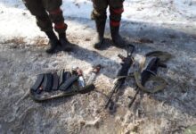 صورة أوكرانيا تعتقل جنديين روسيين وتدمر 4 دبابات روسية