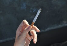 صورة الإقلاع عن التدخين.. شهر رمضان الأنسب للمدخنيين لكسر قيود الإدمان