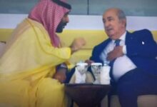 صورة شاهد: ماذا كان يقول بن سلمان لتبون في افتتاح مونديال قطر؟