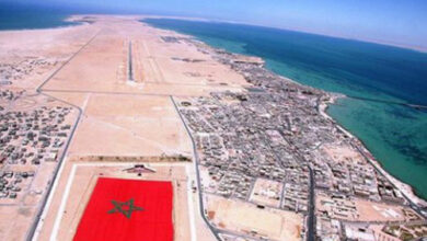 صورة لورد بريطاني يدعو إلى “الاعتراف الكامل” بسيادة المغرب على صحرائه