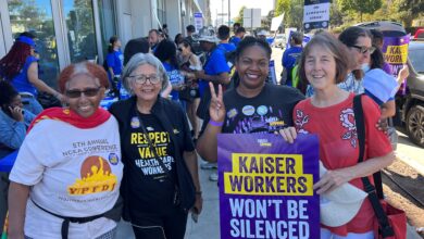 صورة شاهد: تواصل أكبر إضراب في قطاع الصحة الأمريكي للمطالبة بتحسين الأجور