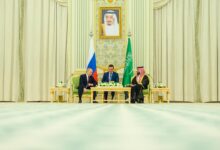 صورة شاهد: ماذا يفعل بوتين في السعودية؟