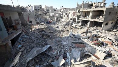 صورة عشرات القتلى والجرحى بقصف مدفعي وجوي متواصل على قطاع غزة